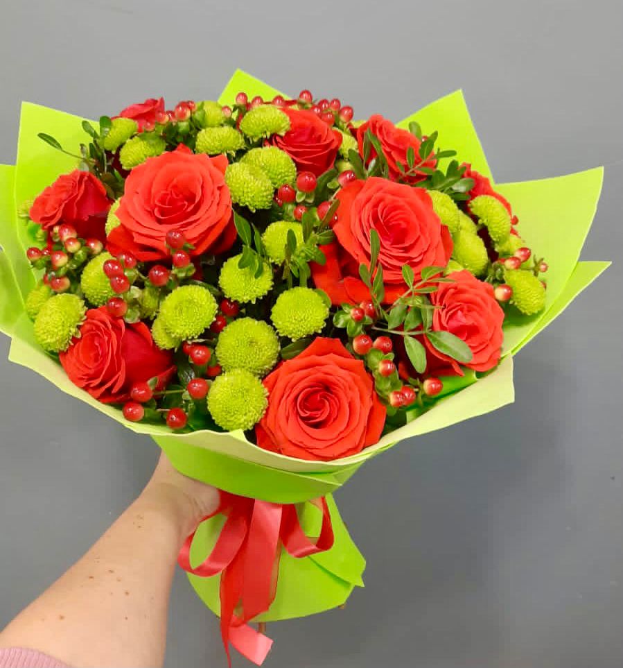 Букет цветов из: Хризантемы и Розы в Глинищево