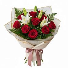 Букет цветов из:  Лилии и Розы в Глинищево