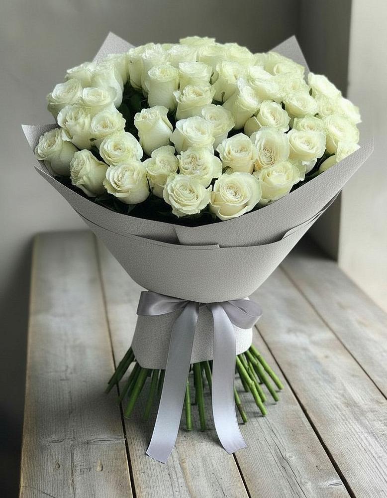 Букет 35 Белых роз в Глинищево