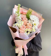 Букет цветов из:  Хризантемы и Розы в Глинищево