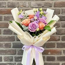 Букет цветов из:  Лизиантусы и Розы в Глинищево