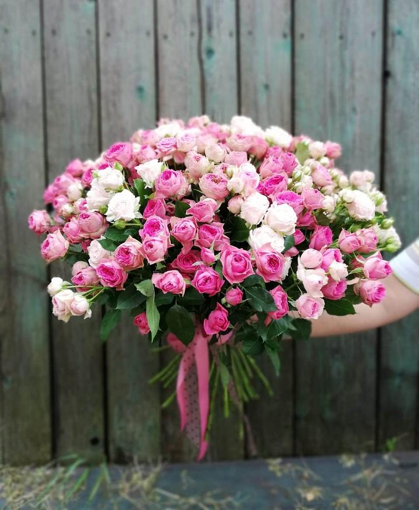 Букет Розовые кустовые розы Натали и Лав Лидия в Глинищево