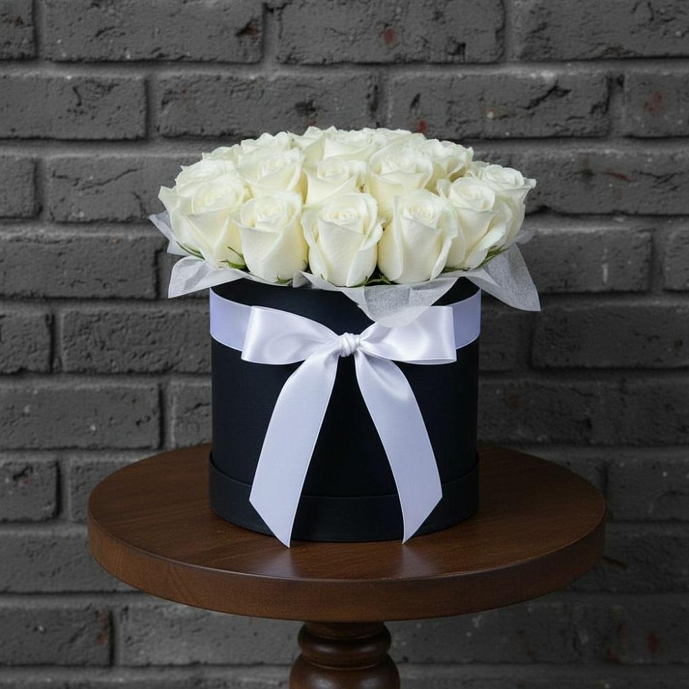 Цветочная композиция из Розы в шляпной коробке в Глинищево