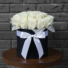 Цветочная композиция из Розы в шляпной коробке в Глинищево