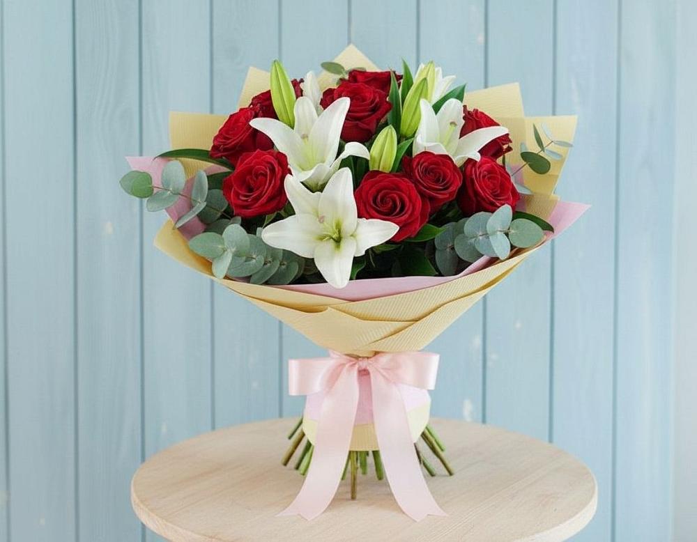 Букет цветов из: Лилии и Розы в Глинищево